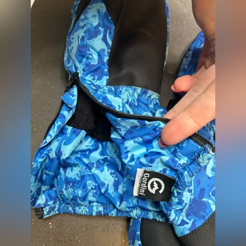 Gordini Toddler's Easy On Mittens in a blue dinosaur camouflage print